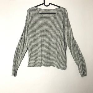 Everlane Size Large Gray White Stripes Women’s Long sleeve Shirt